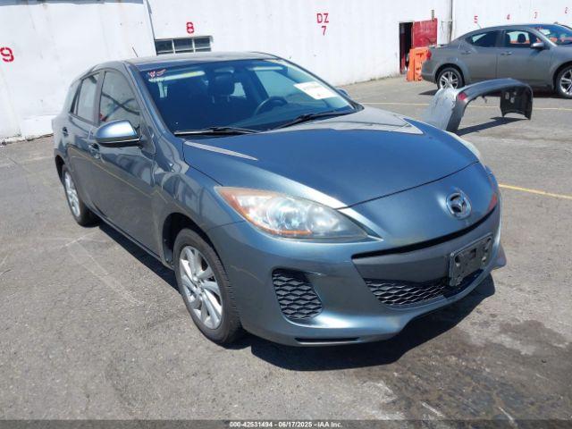  Salvage Mazda Mazda3