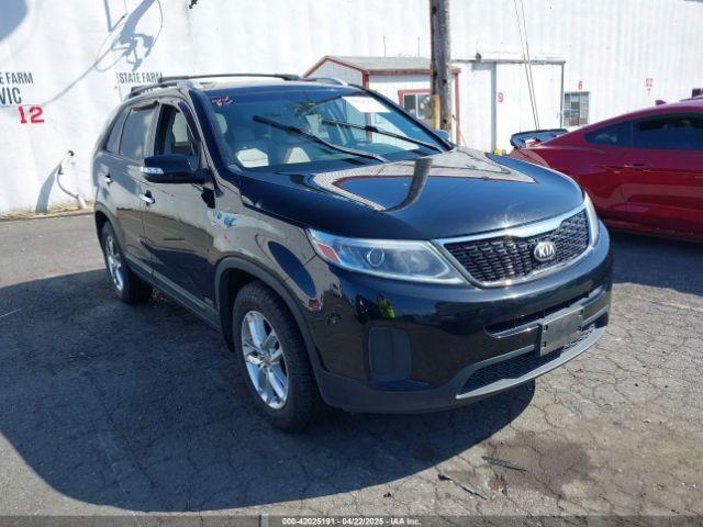  Salvage Kia Sorento