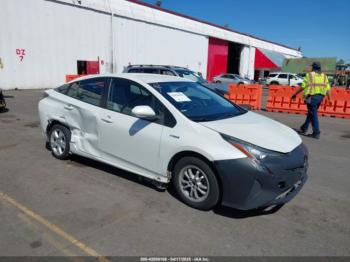  Salvage Toyota Prius