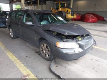  Salvage Volvo V70
