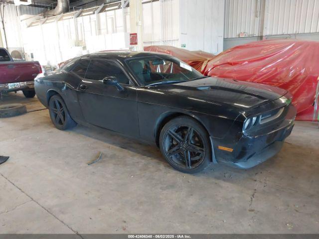  Salvage Dodge Challenger