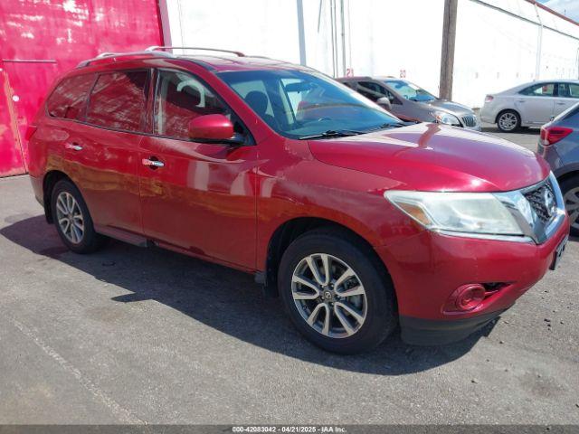  Salvage Nissan Pathfinder