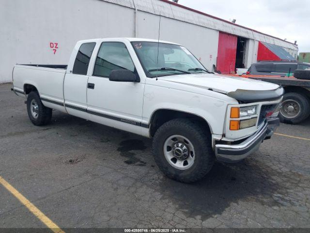  Salvage GMC Sierra 2500