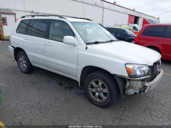  Salvage Toyota Highlander