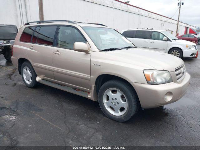  Salvage Toyota Highlander