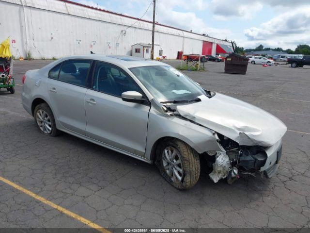  Salvage Volkswagen Jetta