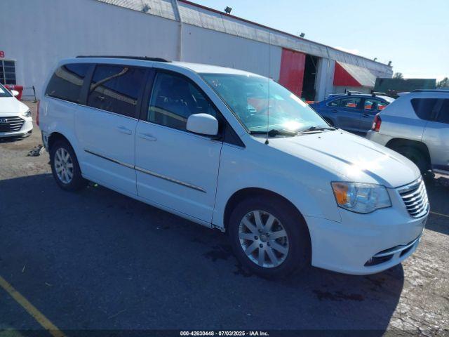  Salvage Chrysler Town & Country
