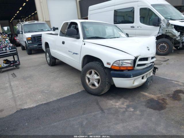  Salvage Dodge Dakota