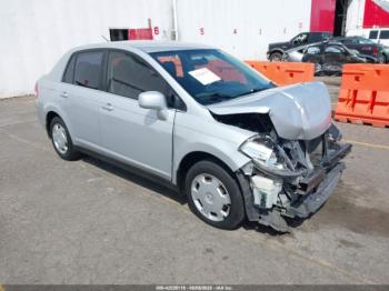  Salvage Nissan Versa