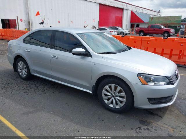  Salvage Volkswagen Passat