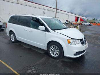  Salvage Dodge Grand Caravan