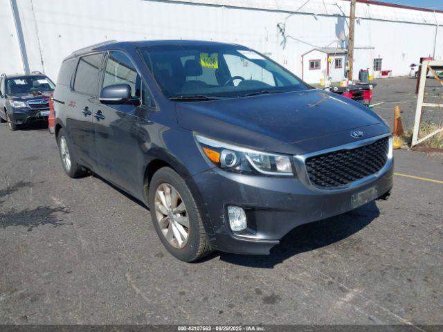  Salvage Kia Sedona