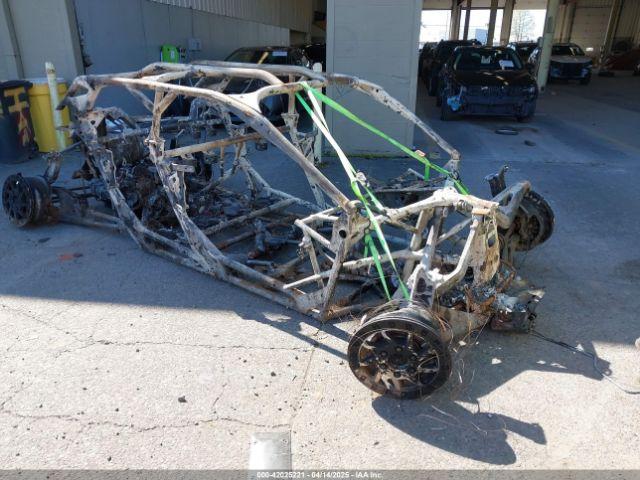  Salvage Can-Am Maverick R Max
