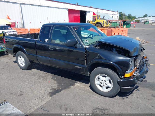  Salvage Chevrolet S-10