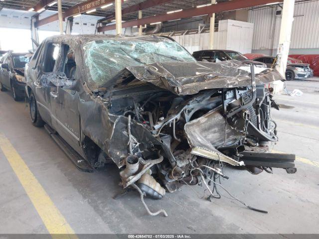  Salvage Chevrolet Avalanche 1500