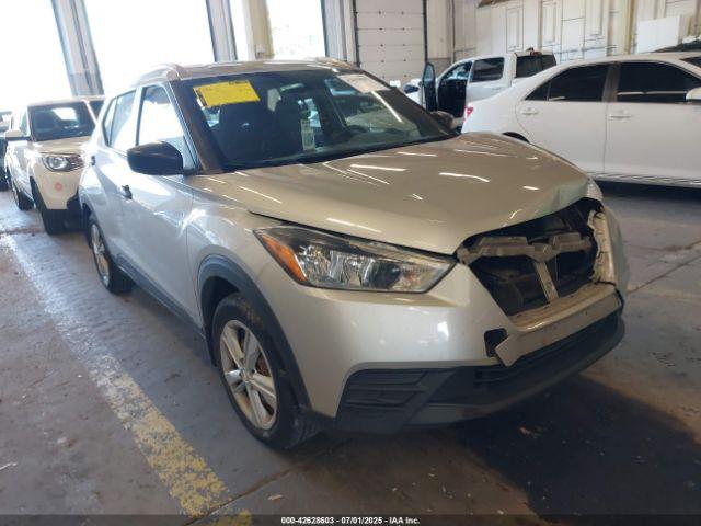  Salvage Nissan Kicks
