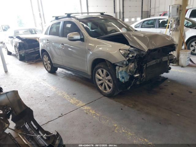  Salvage Mitsubishi Outlander