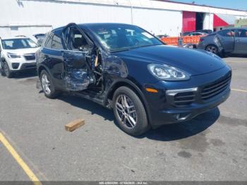  Salvage Porsche Cayenne