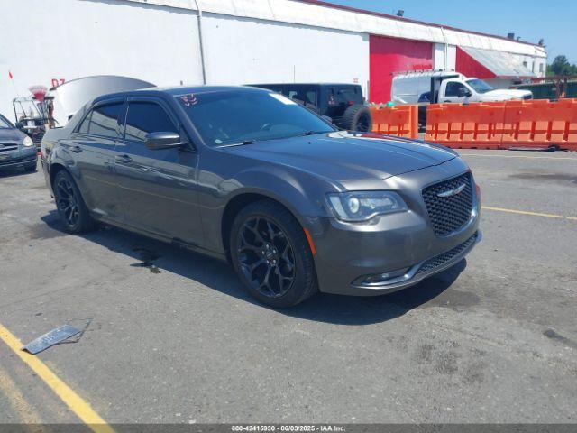  Salvage Chrysler 300