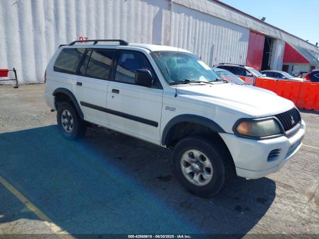  Salvage Mitsubishi Montero Sport