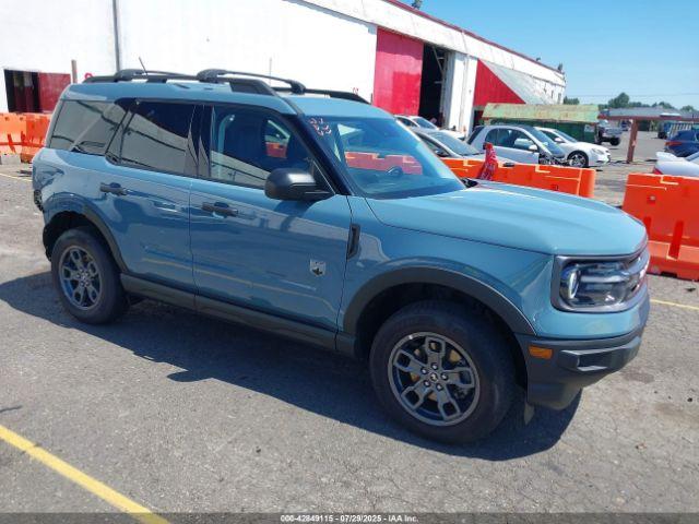  Salvage Ford Bronco