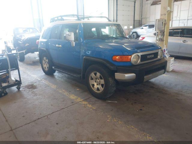  Salvage Toyota FJ Cruiser