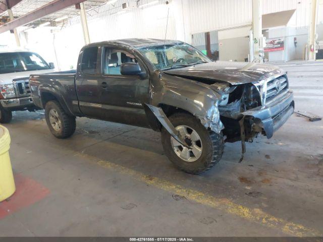  Salvage Toyota Tacoma