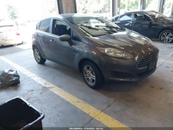  Salvage Ford Fiesta