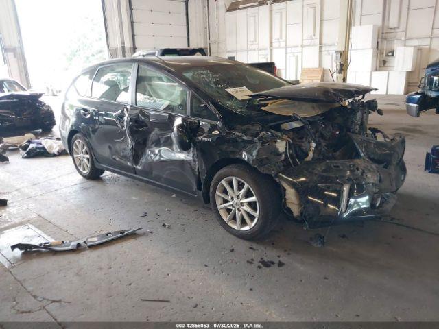  Salvage Toyota Prius v