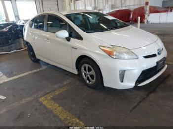  Salvage Toyota Prius