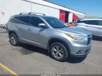  Salvage Toyota Highlander