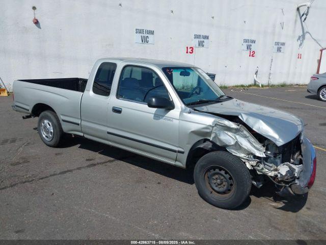  Salvage Toyota Tacoma