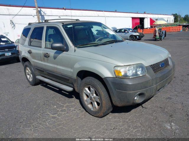  Salvage Ford Escape