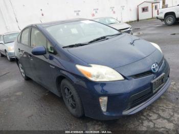  Salvage Toyota Prius