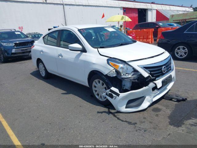  Salvage Nissan Versa