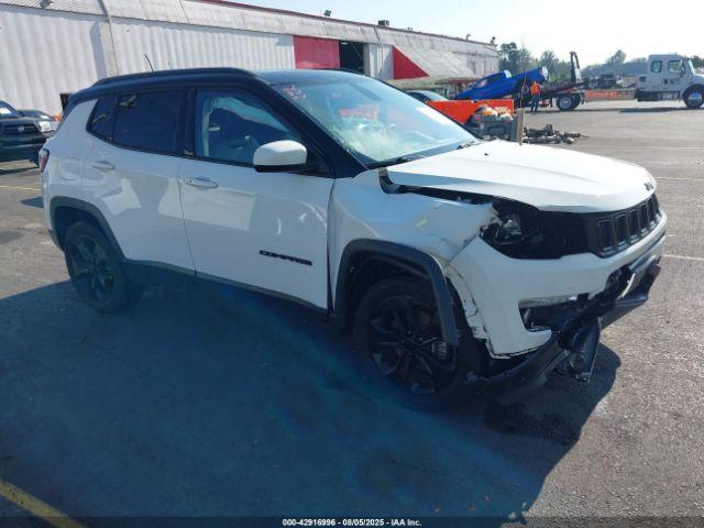  Salvage Jeep Compass