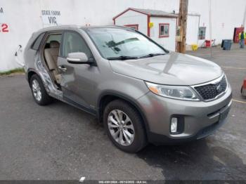  Salvage Kia Sorento