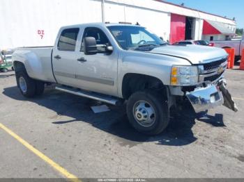  Salvage Chevrolet Silverado 3500