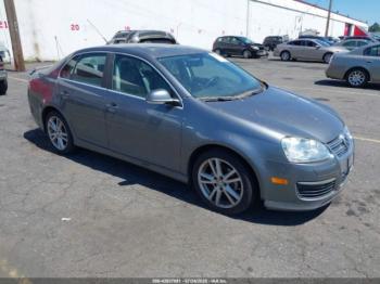  Salvage Volkswagen Jetta