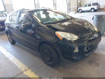  Salvage Toyota Prius c