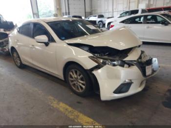  Salvage Mazda Mazda3