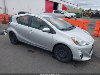  Salvage Toyota Prius c