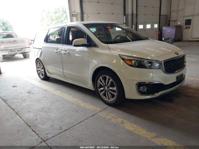  Salvage Kia Sedona