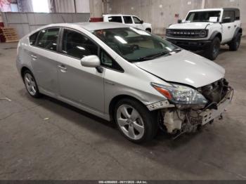  Salvage Toyota Prius