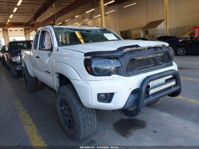  Salvage Toyota Tacoma