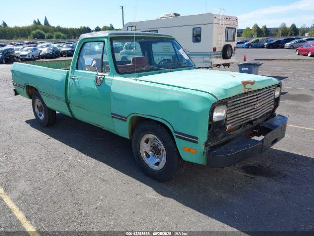  Salvage Dodge D-series