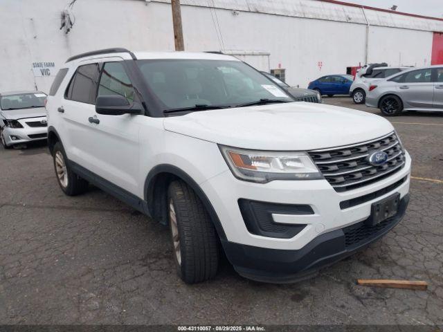  Salvage Ford Explorer