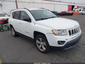 Salvage Jeep Compass