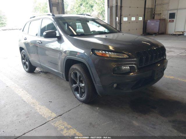  Salvage Jeep Cherokee