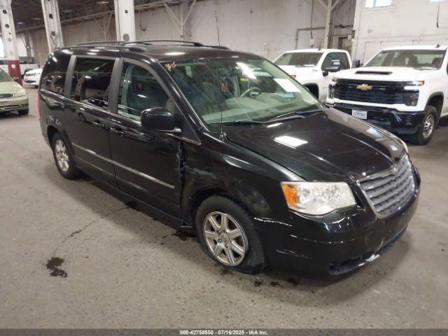  Salvage Chrysler Town & Country